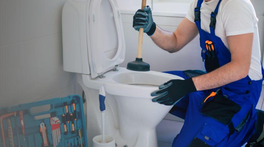 sewer line plumber in Smyrna, DE